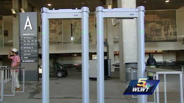 Reds announce walk-through metal detectors at GABP