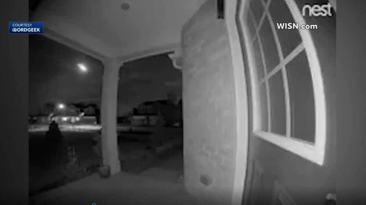 Meteor shower sighting in sky over Wisconsin