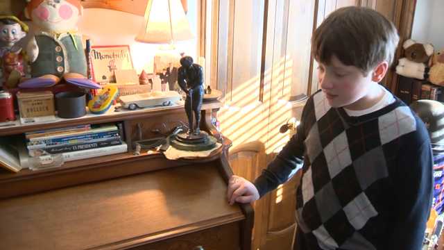 Fifth grader from Maryland shows off antique collection - Vimarsana News