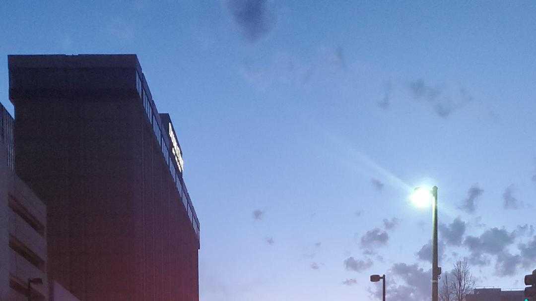 Emergency response after heavy smoke, flames reported in downtown Omaha - Vimarsana News