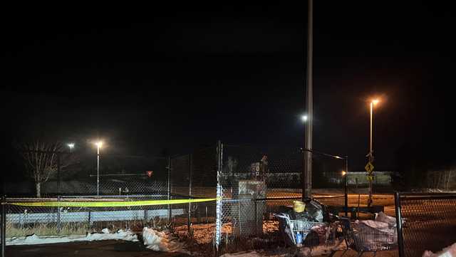 Portland police at the scene of death on Fore River Parkway - Vimarsana News