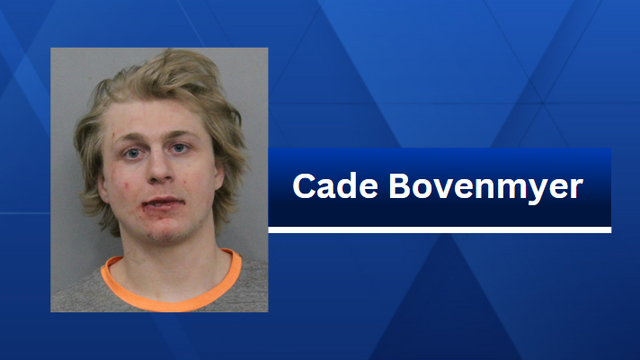 Drunk driver hits utility pole, knocks out power for small Iowa town, authorities say - Vimarsana News