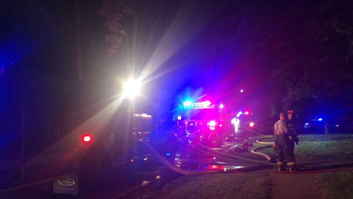 Des Moines crews called to fire at vacant home