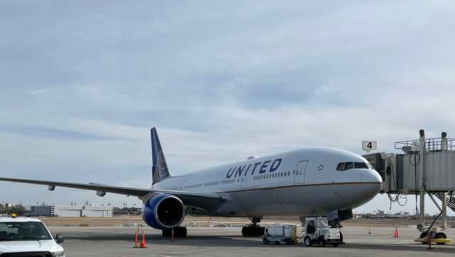 Engine trouble forces flight bound for Las Vegas to land in Lincoln - Vimarsana News