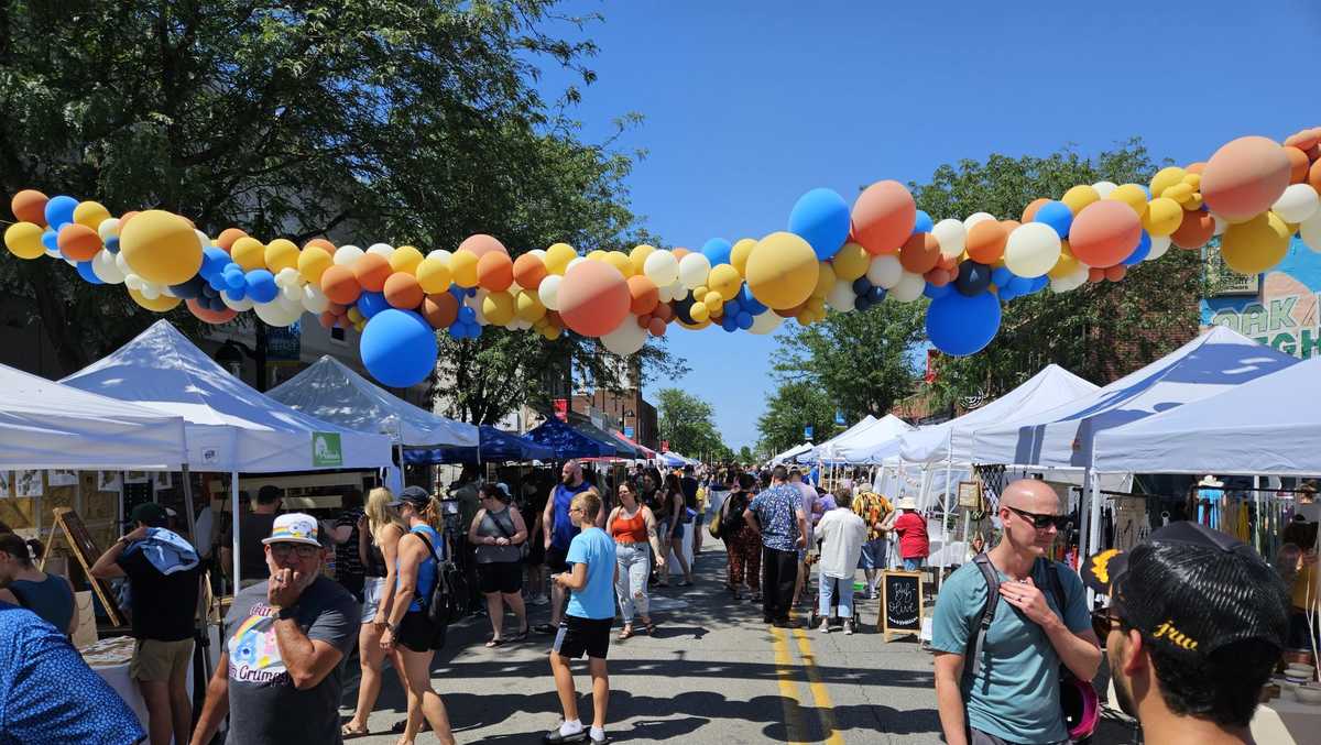 Iowa small businesses sell at inaugural Northside market