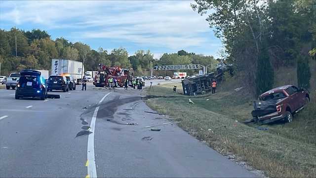 1 killed in crash on I-435 near Midland Drive in Shawnee - Vimarsana News