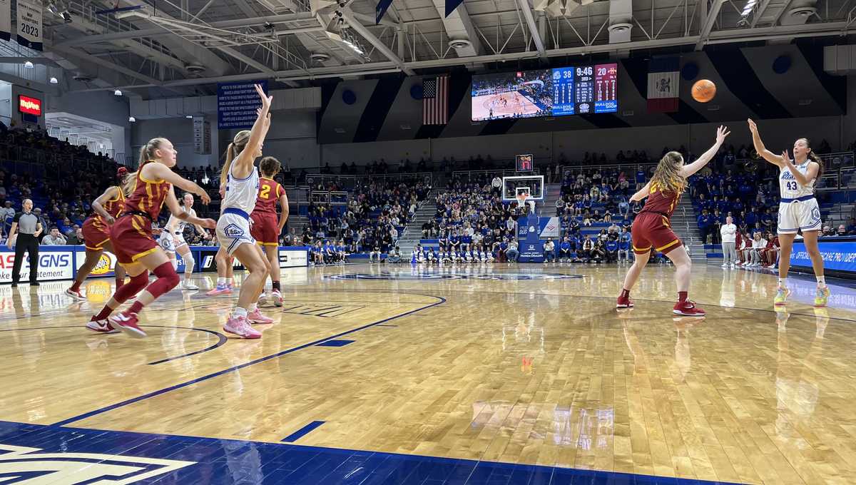 McAulay's career day helps Drake down Iowa State