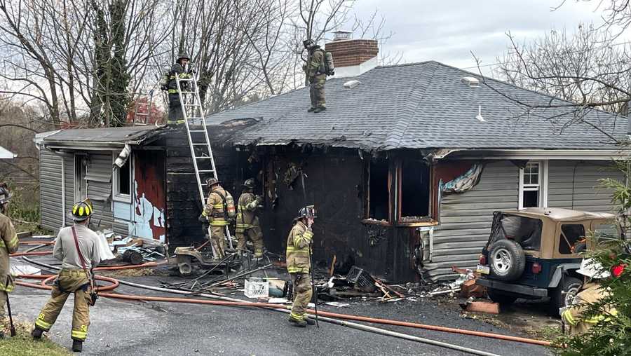Fire damages home in Dauphin County