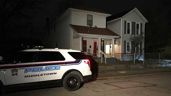 Police: Man found with gunshot wounds at Middletown home