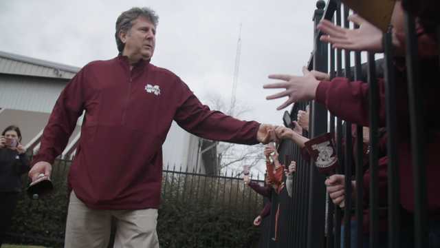 Mississippi State Mike Leach hospitalized - Vimarsana News
