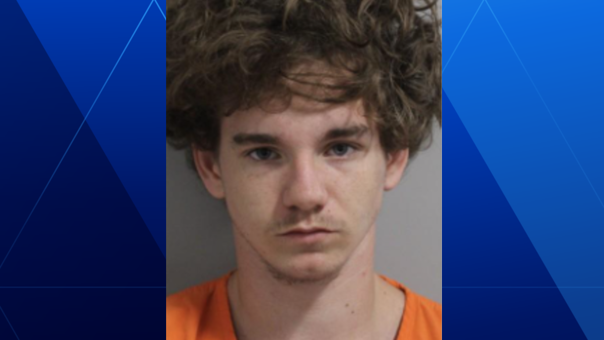 Suspect in deadly Lake Wales shooting turns himself in to police
