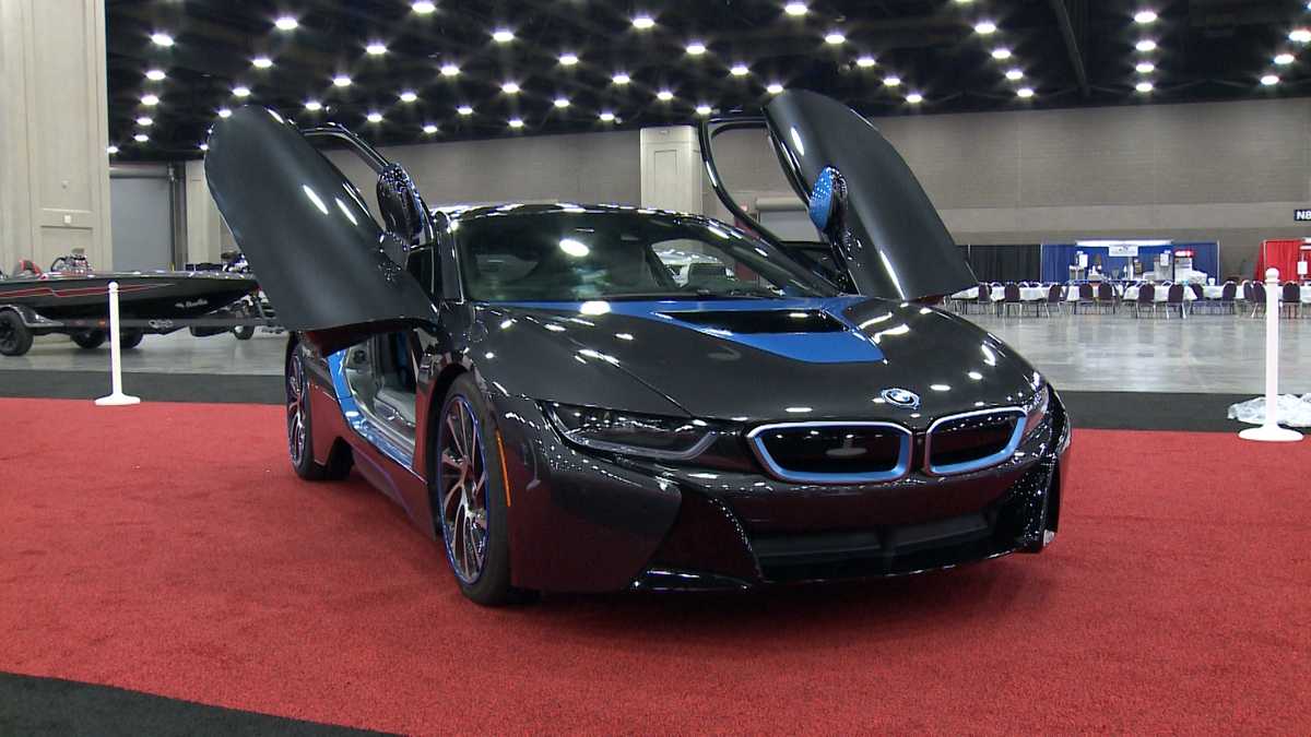 Louisville Auto Show rolls into town