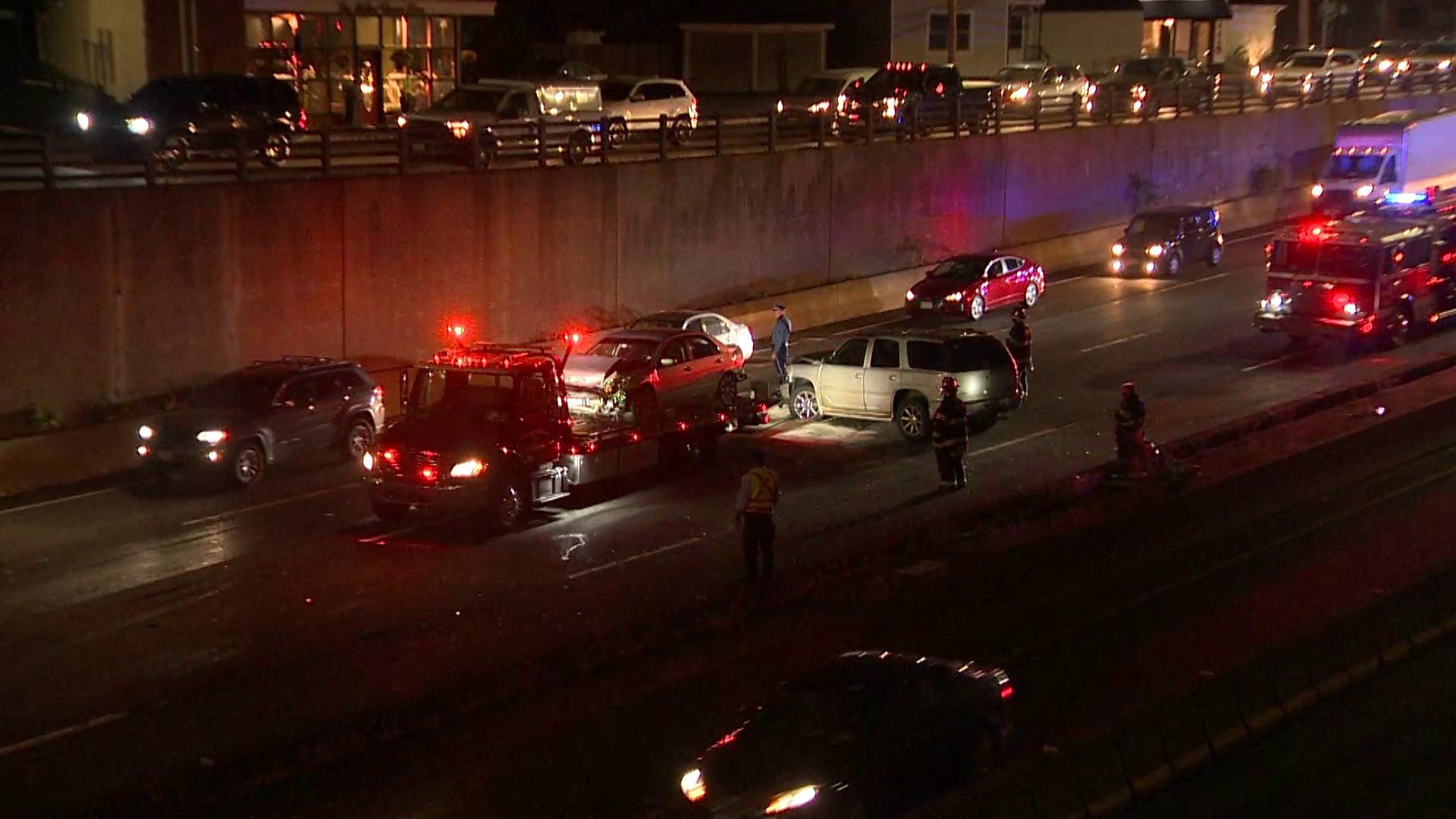 Multi-vehicle Crash Slows Traffic On Expressway