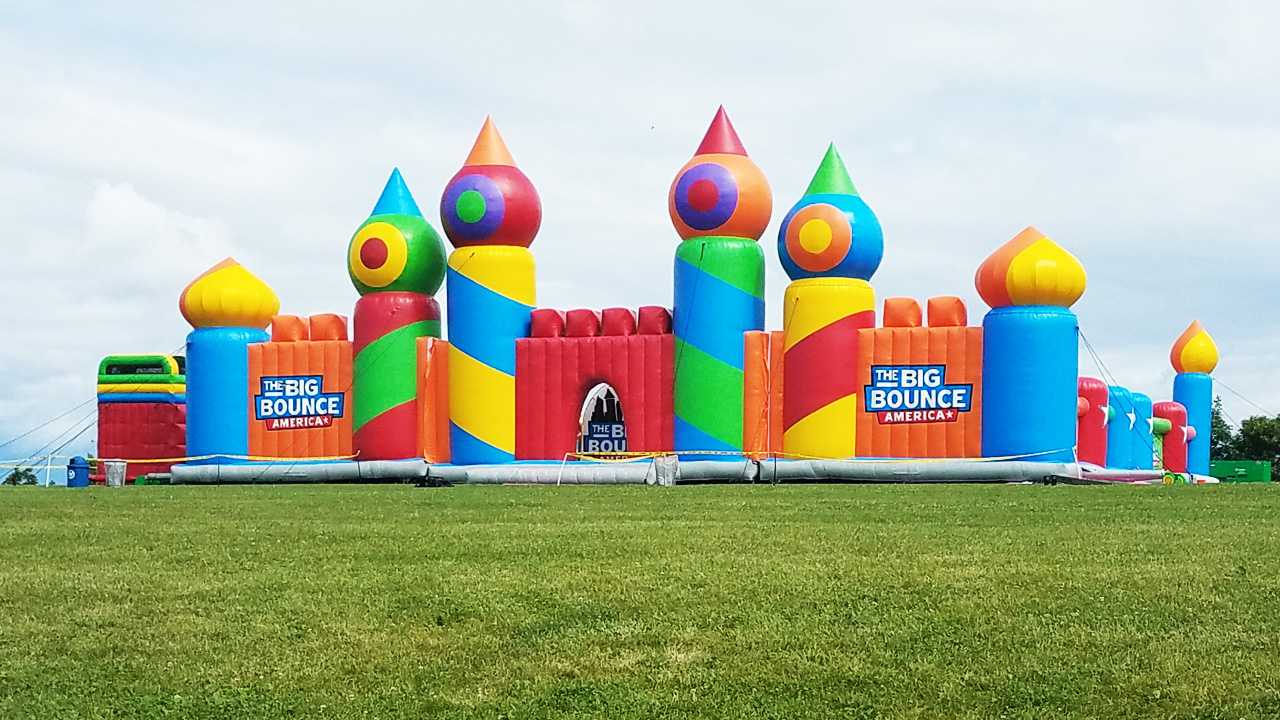 bounce house biggest