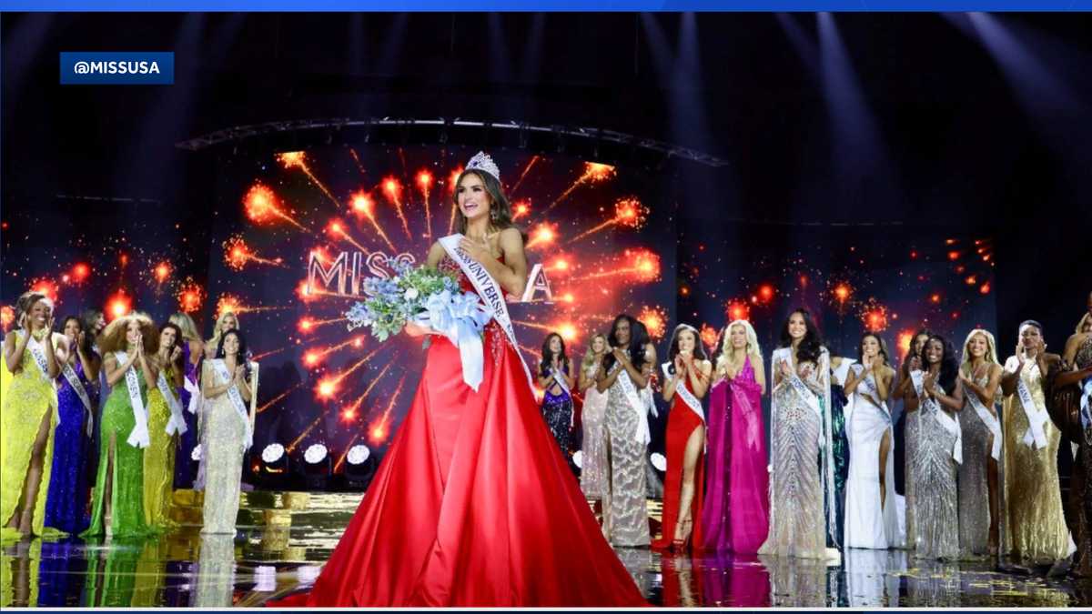 Miss Nebraska Audrey Eckert crowned Miss USA 2025