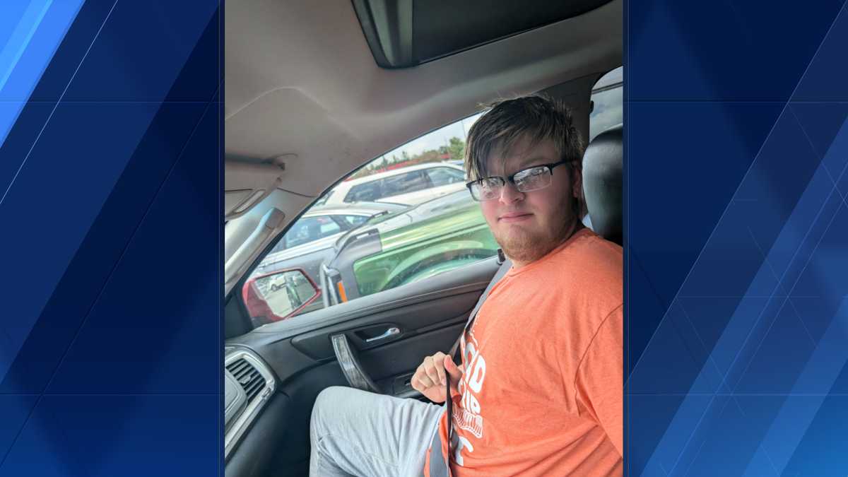 Nebraska authorities search missing runaway juvenile