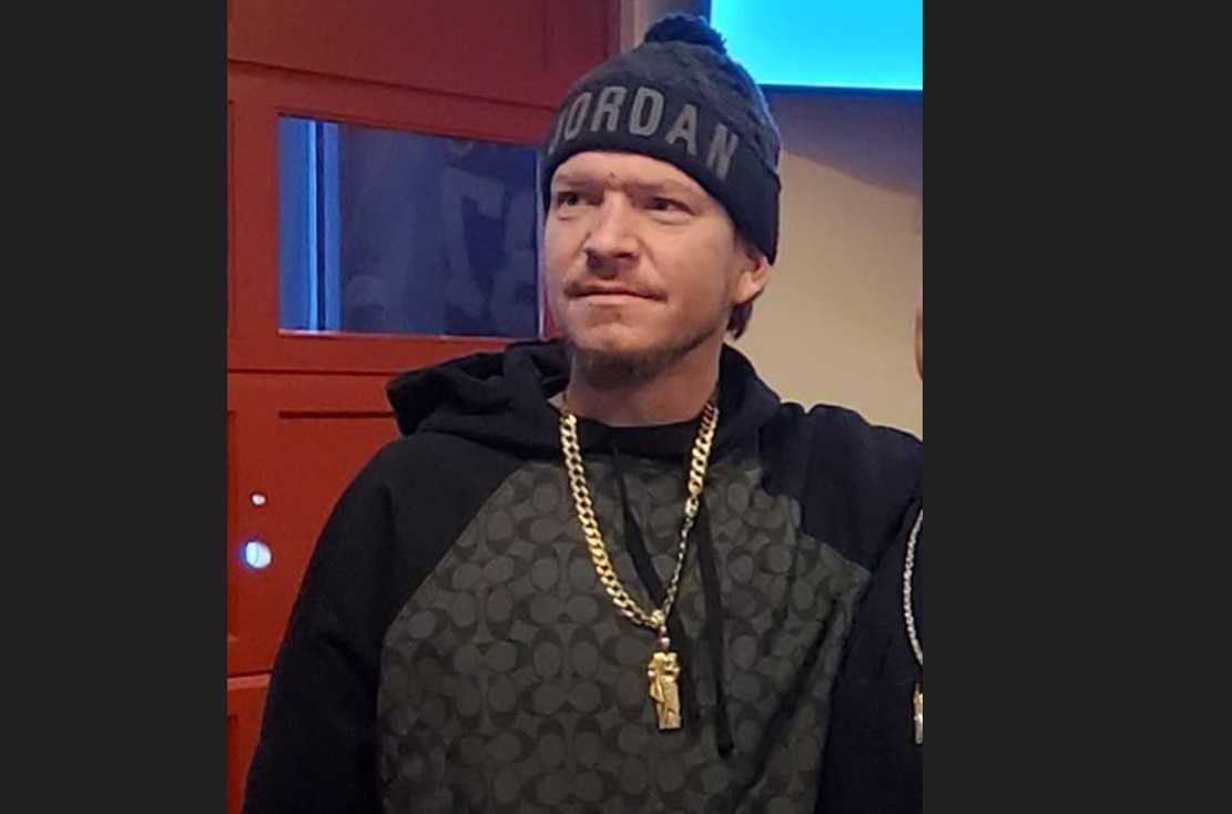 <a href="https://www.kmbc.com/article/kck-police-search-missing-man-brandon-anfinson-argentine-neighborhood/64278368" target="_blank">Kansas City, Kansas, police seek help finding missing 39-year-old man</a>