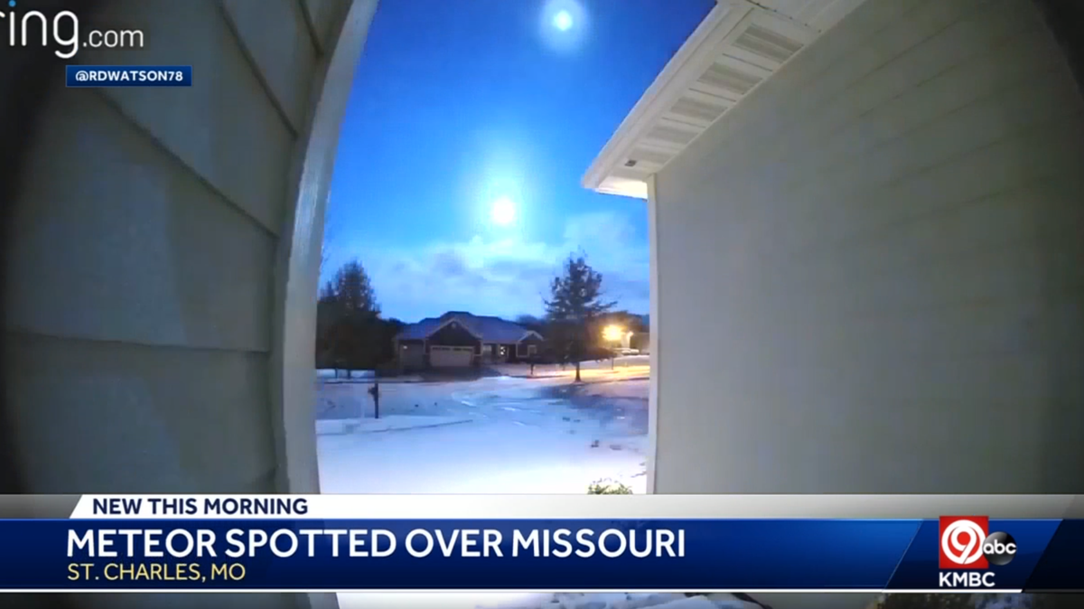 DID YOU SEE IT? Meteor spotted in sky overnight in Missouri