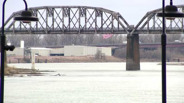 'Not zero': Experts discuss bridge collapse risks in Nebraska - Vimarsana News
