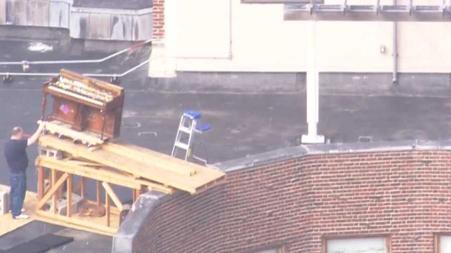 Smashing! MIT piano drop 2017