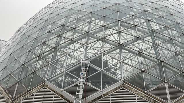 Mitchell Park Domes Task Force unveils 'mockup' of new exterior panels installation amid uncertain future - Vimarsana News
