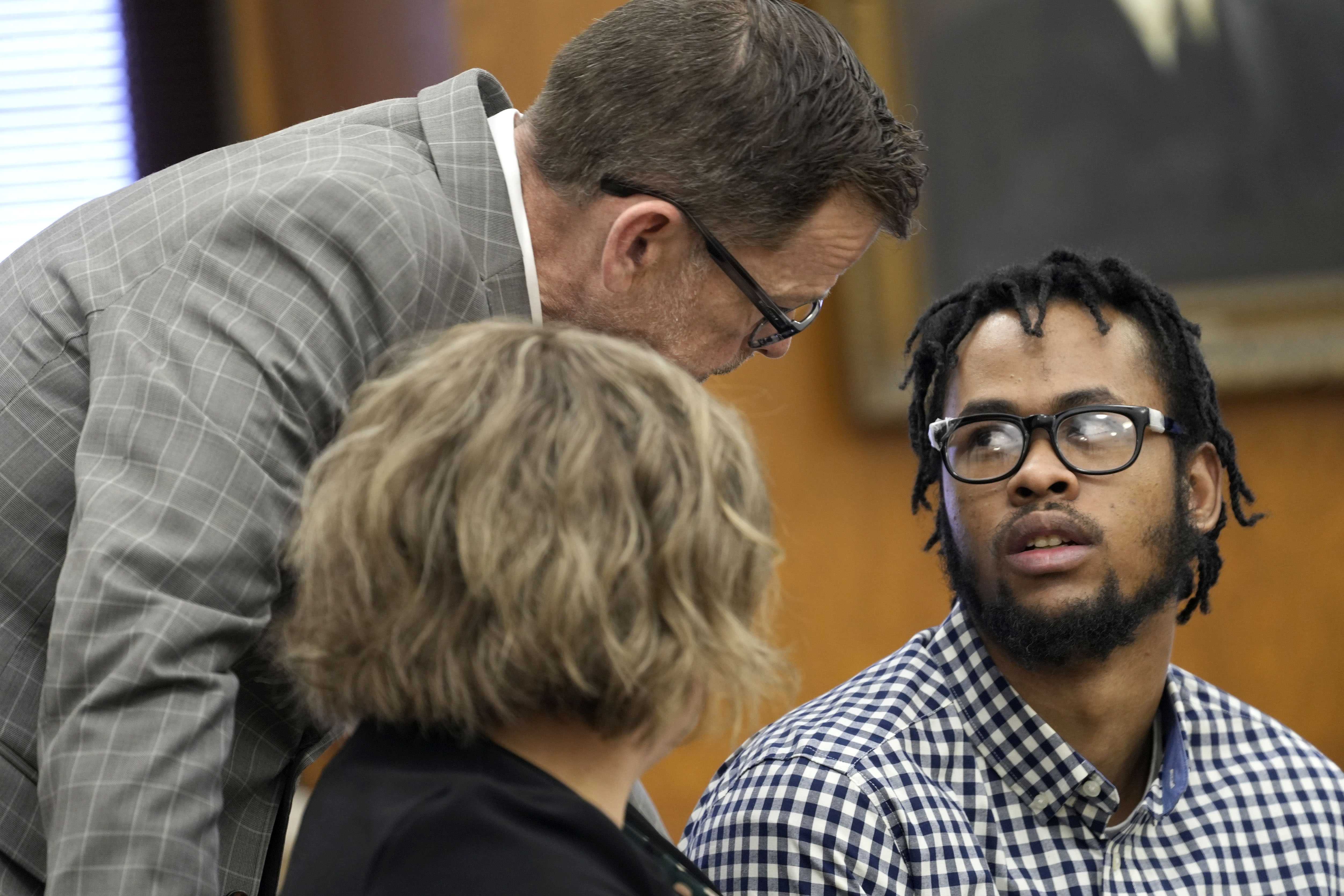 Tremaine Jones trial day 5: Testimony continues in fatal officer ambush