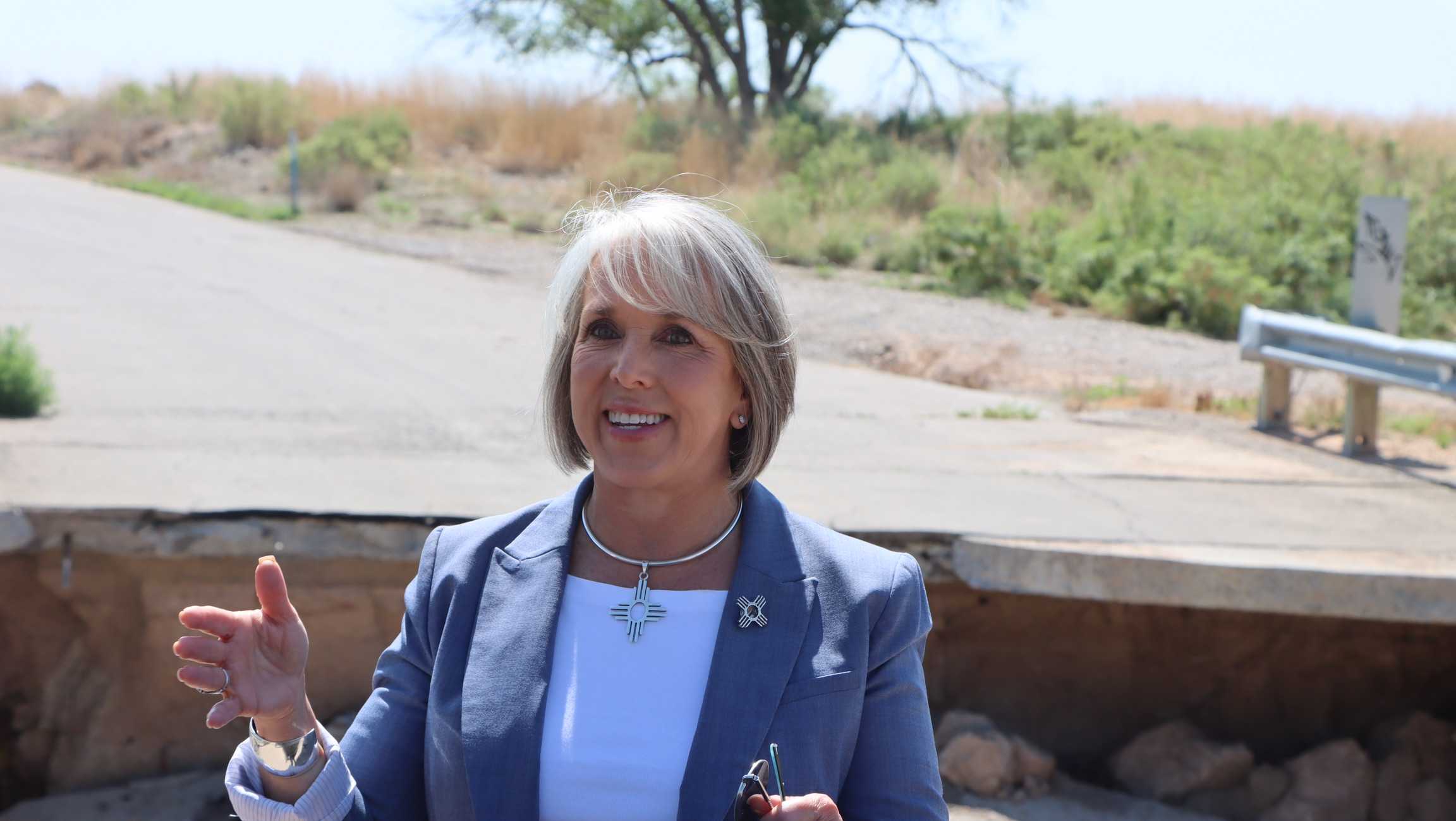 Gov. Michelle Lujan Grisham holds press conference - Vimarsana News