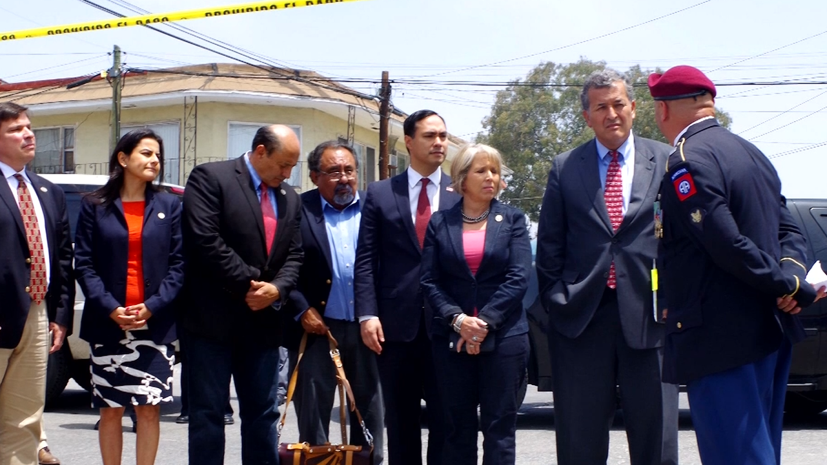 Members of Congress meet with deported veterans in Mexico
