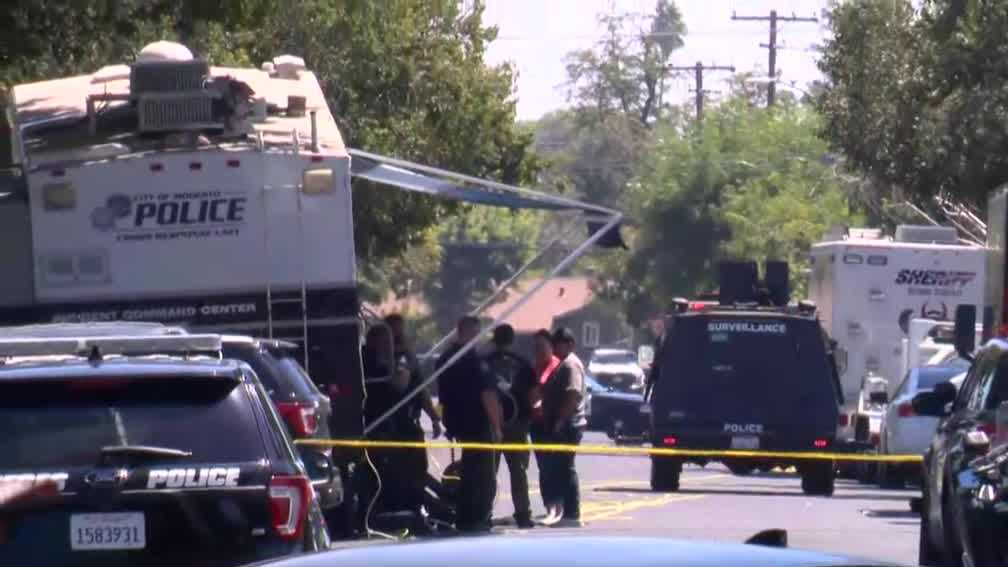 Police Respond To Barricaded Suspect After Reports Of Shooting In Modesto