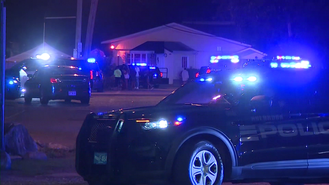 Man arrested, another wanted in July 4th shooting at Mass. club - Vimarsana News