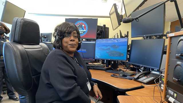 'We are going to find you': 911 operator honored for role in saving man stuck in train station wall - Vimarsana News