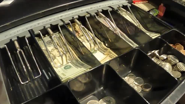 Fake cash used at multiple businesses in Apopka - Vimarsana News