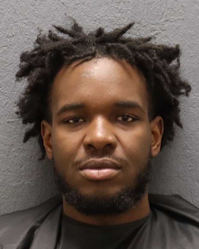 Man accused of slashing victim with machete during fight