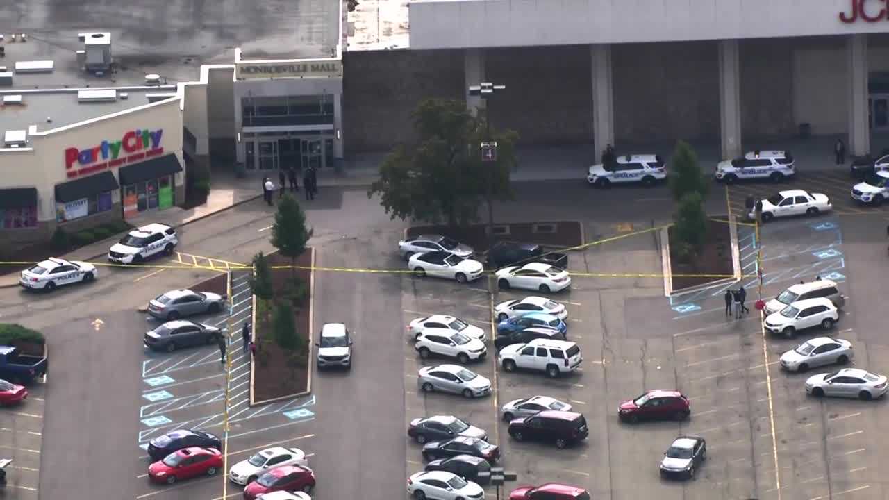 1 Dead In Shooting Outside Monroeville Mall