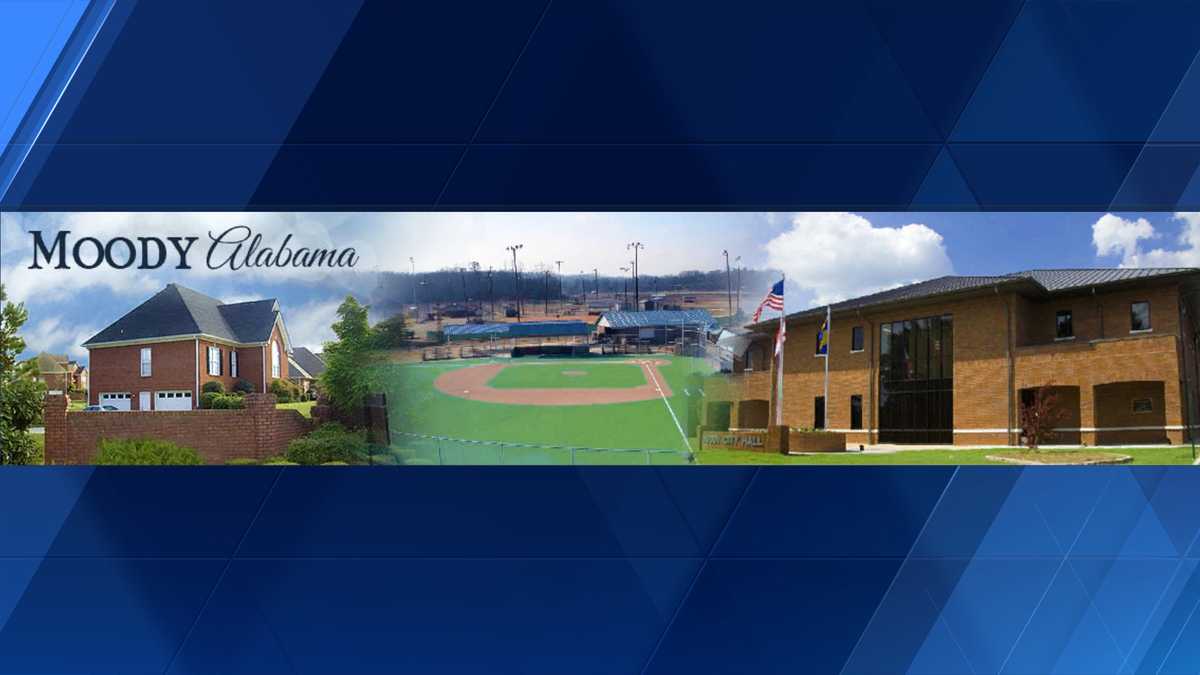 Moody seeks 3 school resource police officers