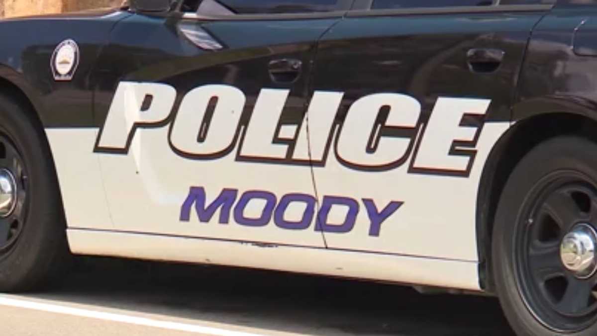 Moody woman charged in shooting