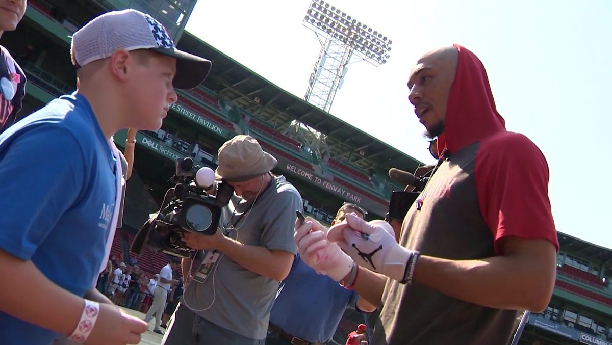 Red Sox's Mookie Betts promised a fan he would homer for him. He hit three