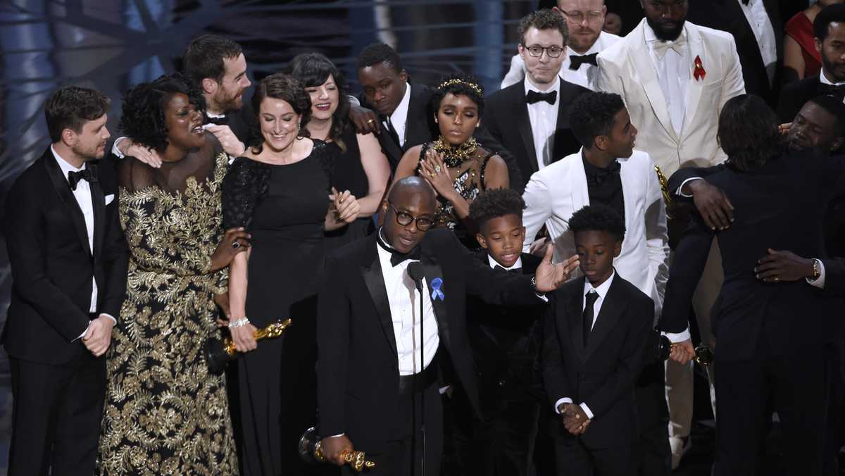 Oscar mistake overshadows historic moment for 'Moonlight