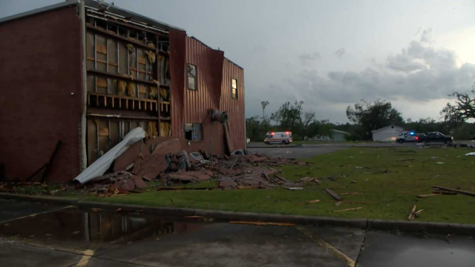 Tornado leaves trail of damage in Moss Point - Vimarsana News