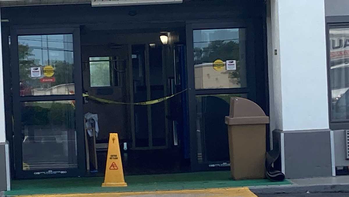 Suspect in custody after triple shooting leaves 1 dead at motel