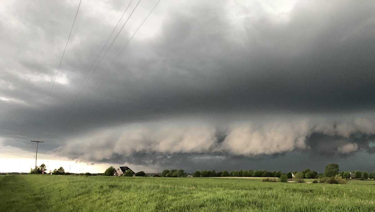 SCARY CLOUDS: Monday’s severe storms create frightening looking clouds