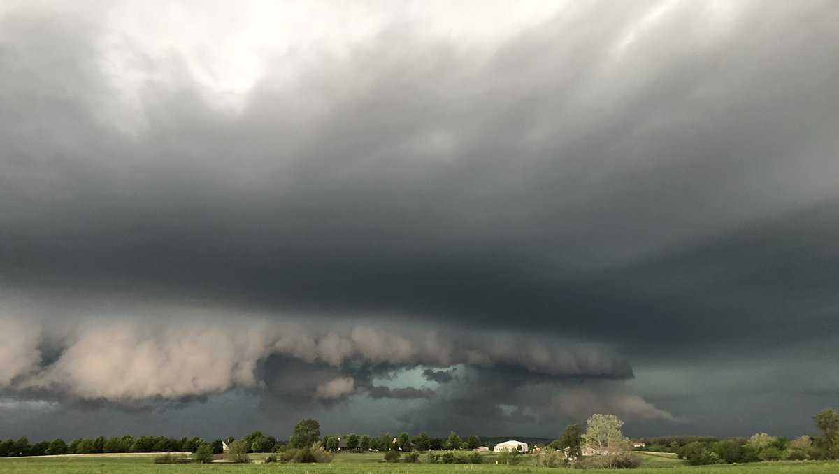 SCARY CLOUDS: Monday’s severe storms create frightening looking clouds