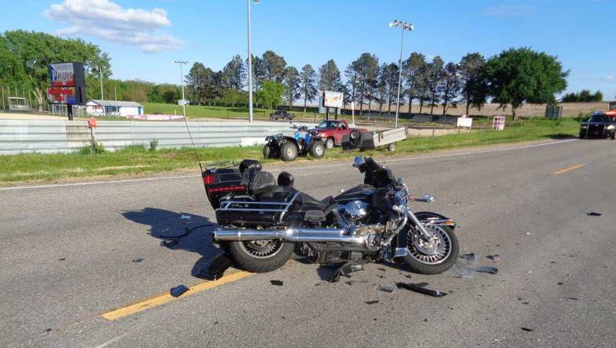 Motorcyclist killed in crash in Saunders County