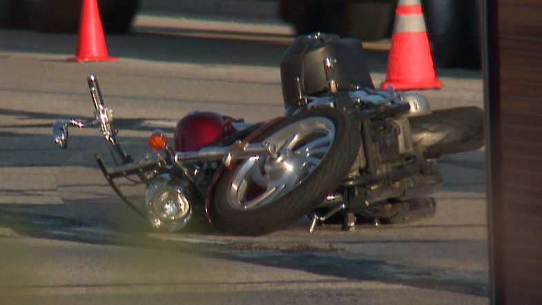 Man Dies After Motorcycle Crash On I-41