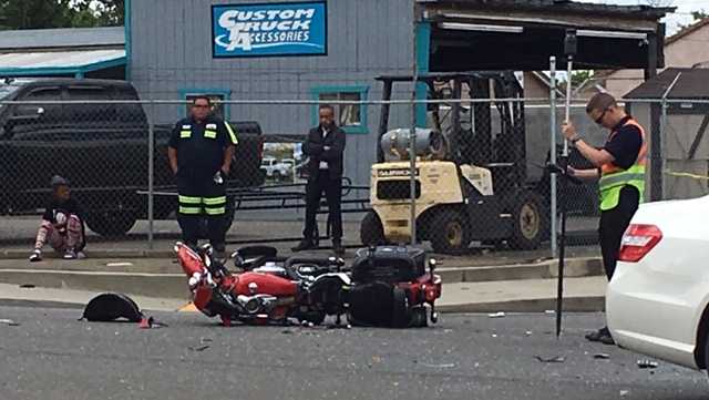 Motorcyclist dies after crash on Sacramento roadway