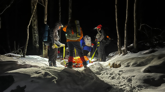 3 hikers rescued from Mount Monadnock - Vimarsana News