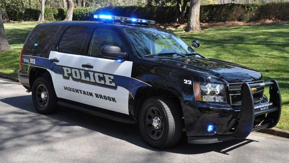 Mountain Brook police need help locating vehicle suspected in fatal hit and run Mountain Brook police need help locating vehicle suspected in fatal hit and run