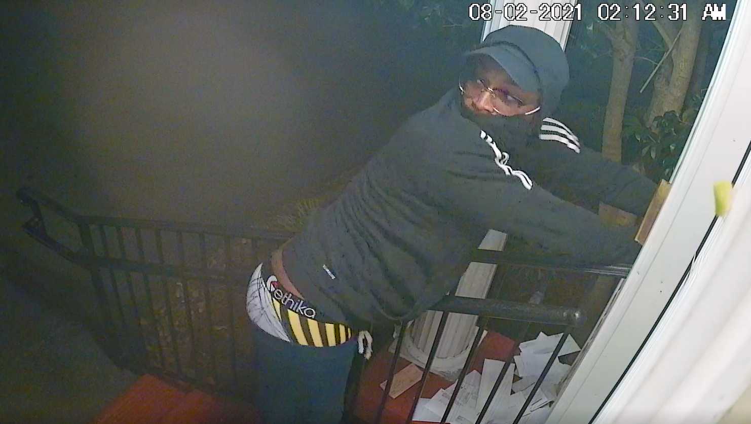 Spartanburg: Man uses mousetrap to steal rent money from drop boxes, police say - Vimarsana News