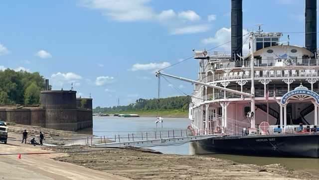 Mississippi Queen: Racing Down the Mighty River » The Daily Worker Placement