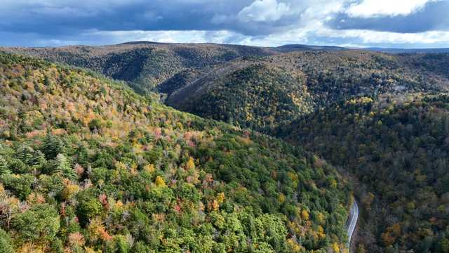 Monday, October 30: Main Streets and Back Roads of the Mohawk Trail - Vimarsana News